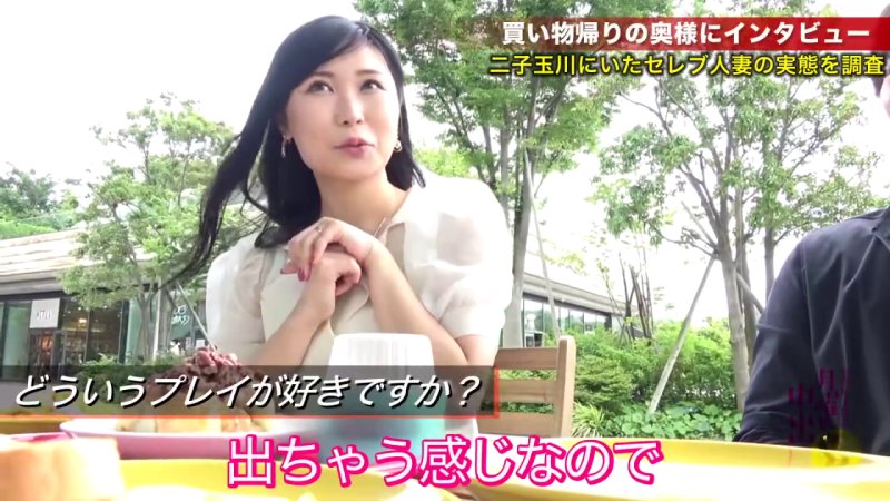 膀胱キャパオーバー！人妻の潮吹きが止まらない、絶叫の8連発