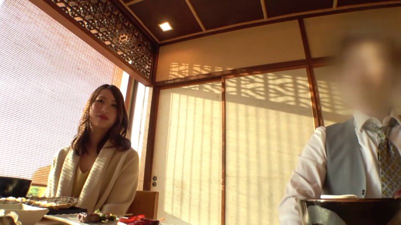 年の差カップルの記念日革命！クールなギャル系彼女が他人棒で大興奮する瞬間