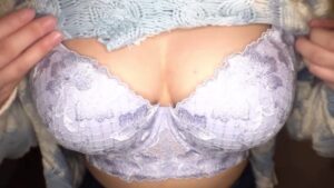 パコハメ現場で大胆変身！まこの痴女スイッチが手コキで入る瞬間