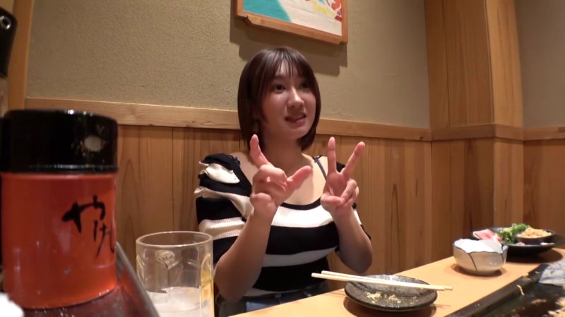 23歳美容師の秘めたる欲望、スライム爆乳がぷるんぷるんと誘うエロ合体